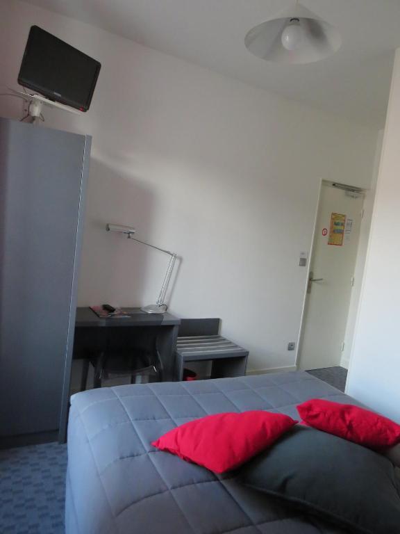 Hotel De Cleves Nevers Zimmer foto
